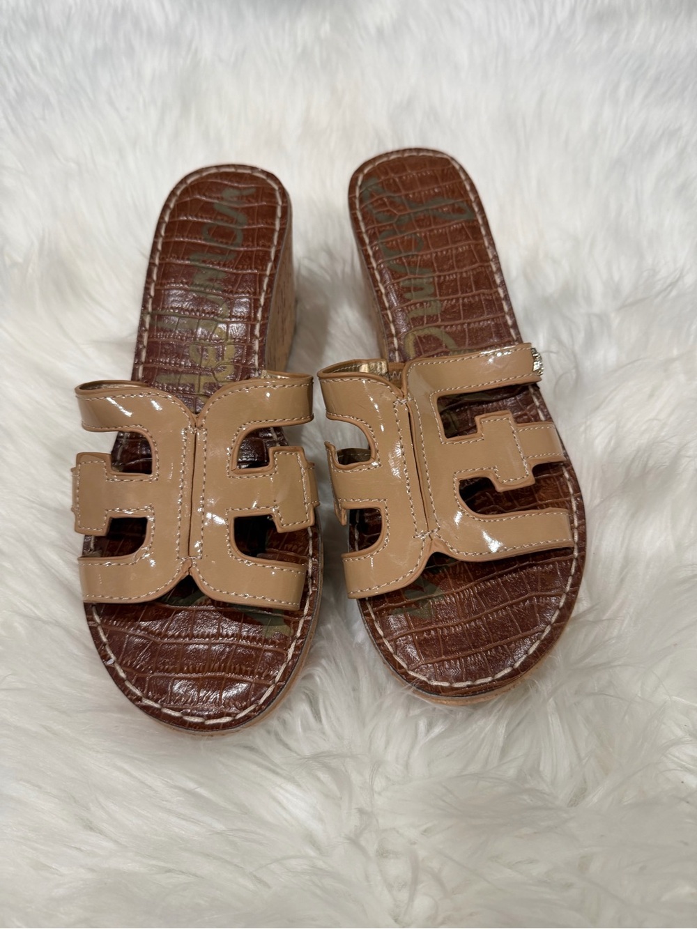 Sam Edelman Beige Patent Slide Sandals